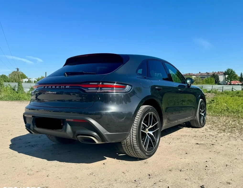 Porsche Macan cena 320000 przebieg: 16000, rok produkcji 2023 z Warszawa małe 254